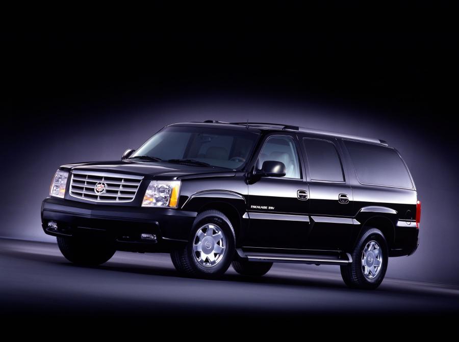  Cadillac Escalade ESV 2003 года  (фото 5 из 9)